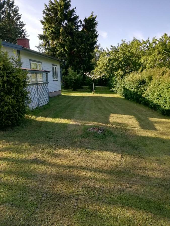 Mysig stuga nära havet och naturreservat Jomala Exteriör bild